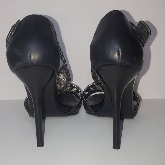 GUESS sandals - Picture 4 of 5